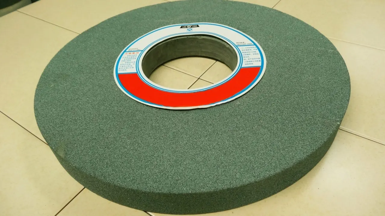 The use and characteristics of green silicon carbide grinding wheels