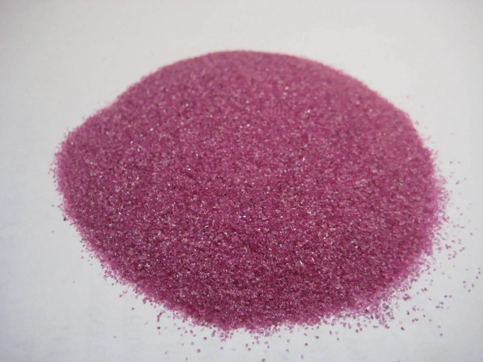 What are the uses of chrome corundum?